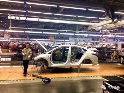 頭條·快訊 | 傳北現滄州工廠停產？中方“一把手”現場辟謠，汽車銷售或將迎來新格局